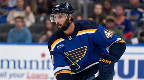 Blues trade veteran defenseman Robert Bortuzzo to Islanders